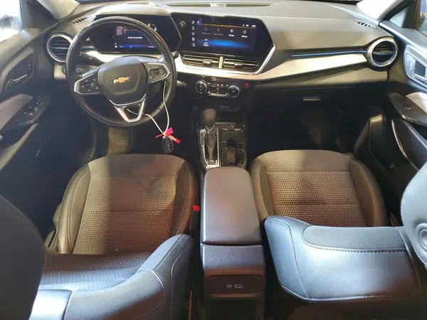 KL77LHEP6SC021346 2025 CHEVROLET TRAX - Image 8