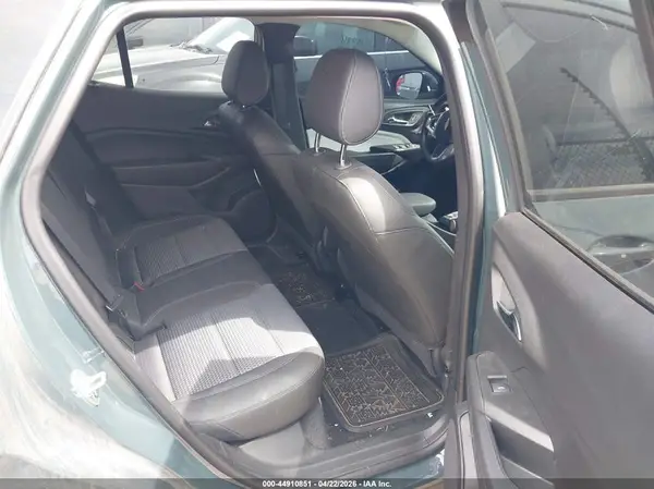 KL77LHEP6SC043539 2025 CHEVROLET TRAX - Image 8