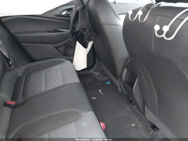 KL77LHEP6SC069509 2025 CHEVROLET TRAX - Image 8