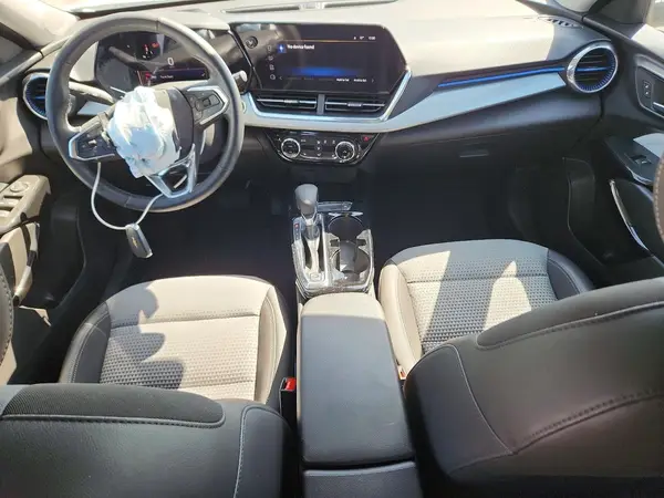 KL77LHEP6SC082891 2025 CHEVROLET TRAX - Image 8
