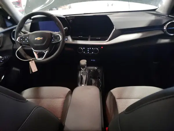 KL77LHEP6SC087833 2025 CHEVROLET TRAX - Image 8