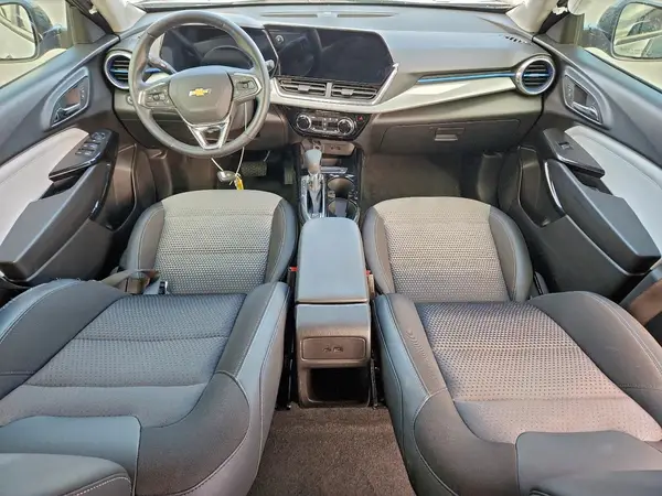 KL77LHEP6SC089811 2025 CHEVROLET TRAX - Image 8