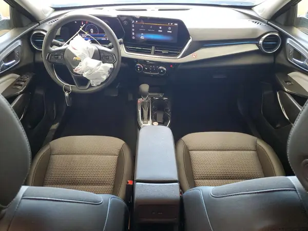 KL77LHEP6SC144905 2025 CHEVROLET TRAX - Image 8