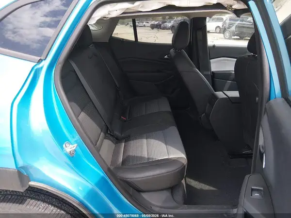 KL77LHEP6SC156701 2025 CHEVROLET TRAX - Image 8