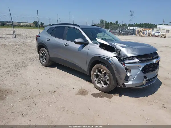 KL77LHEP6SC163292 2025 CHEVROLET TRAX - Image 1