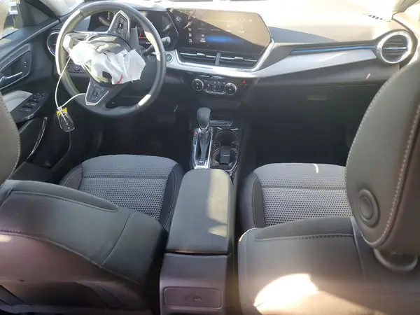 KL77LHEP6SC163891 2025 CHEVROLET TRAX - Image 8