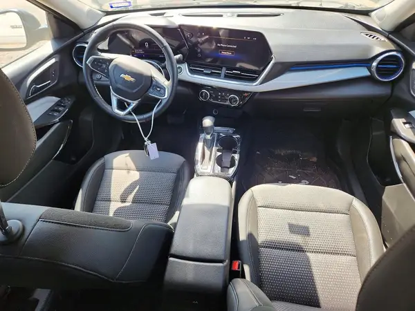 KL77LHEP6SC207615 2025 CHEVROLET TRAX - Image 8
