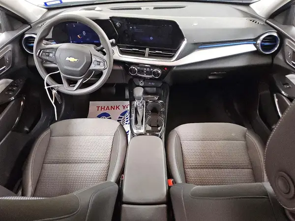 KL77LHEP6SC230568 2025 CHEVROLET TRAX - Image 8