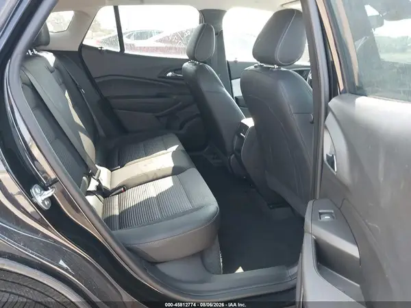 KL77LHEP6SC230960 2025 CHEVROLET TRAX - Image 8