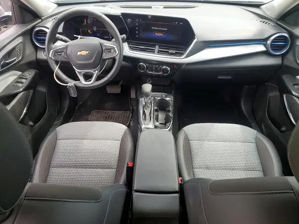 KL77LHEP6SC234717 2025 CHEVROLET TRAX - Image 8