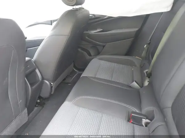 KL77LHEP6SC238301 2025 CHEVROLET TRAX - Image 8