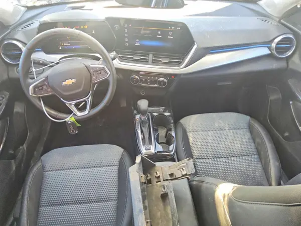 KL77LHEP6SC242090 2025 CHEVROLET TRAX - Image 8