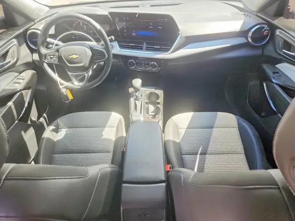KL77LHEP6SC266616 2025 CHEVROLET TRAX - Image 8