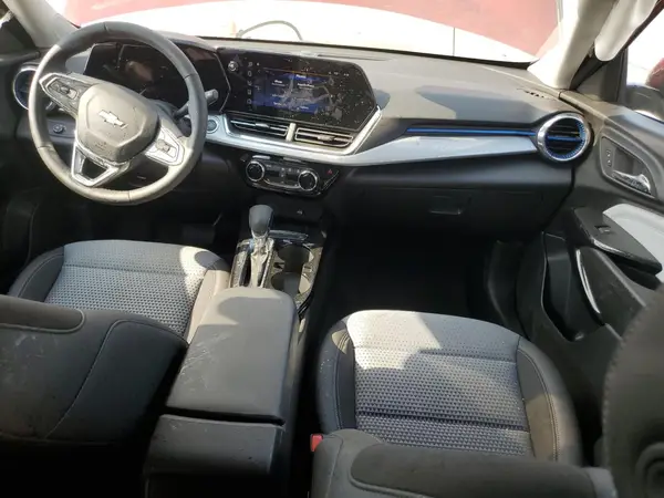 KL77LHEP6SC278572 2025 CHEVROLET TRAX - Image 8