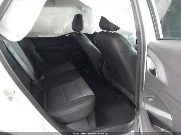 KL77LHEP6SC308704 2025 CHEVROLET TRAX - Image 8