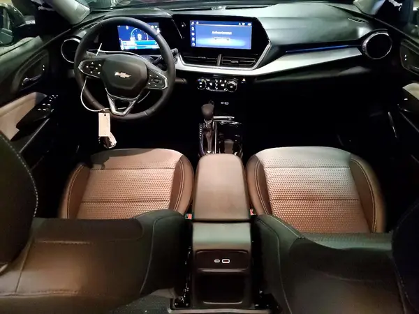 KL77LHEP6SC331013 2025 CHEVROLET TRAX - Image 8