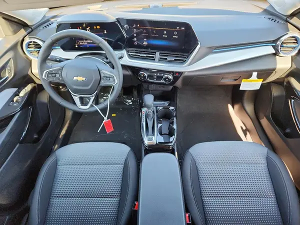 KL77LHEP6SC334445 2025 CHEVROLET TRAX - Image 8