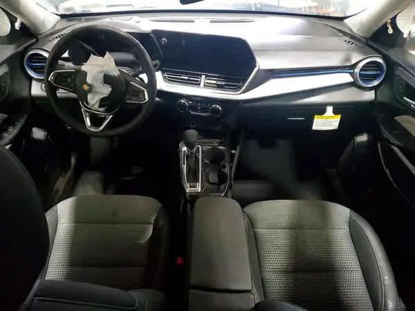 KL77LHEP6SC344506 2025 CHEVROLET TRAX - Image 8
