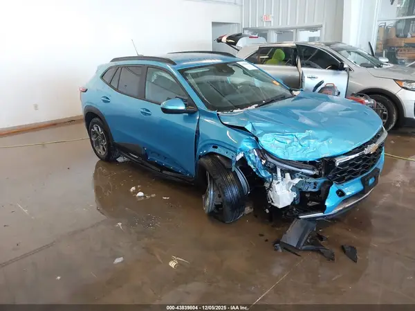 KL77LHEP6TC000210 2026 CHEVROLET TRAX - Image 1