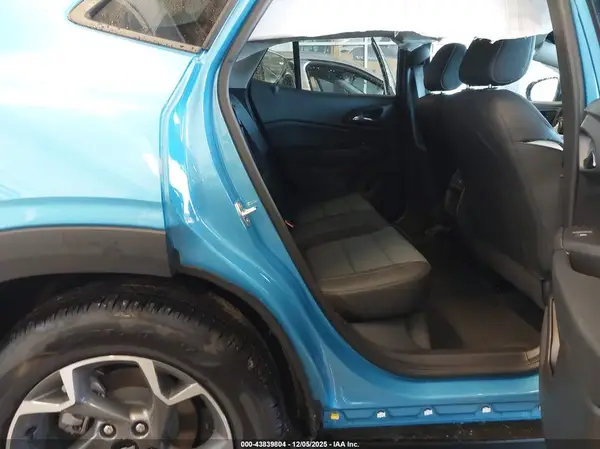 KL77LHEP6TC000210 2026 CHEVROLET TRAX - Image 8
