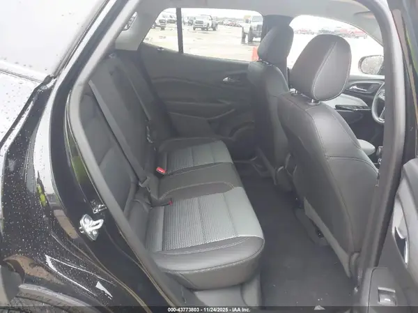 KL77LHEP6TC021316 2026 CHEVROLET TRAX - Image 8