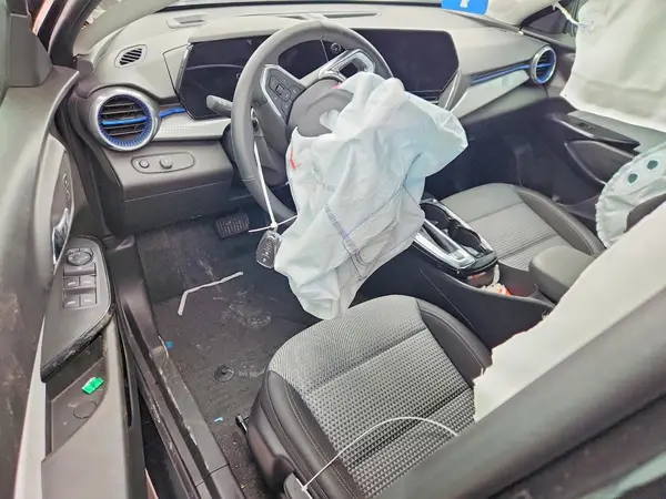 KL77LHEP6TC030257 2026 CHEVROLET TRAX - Image 8