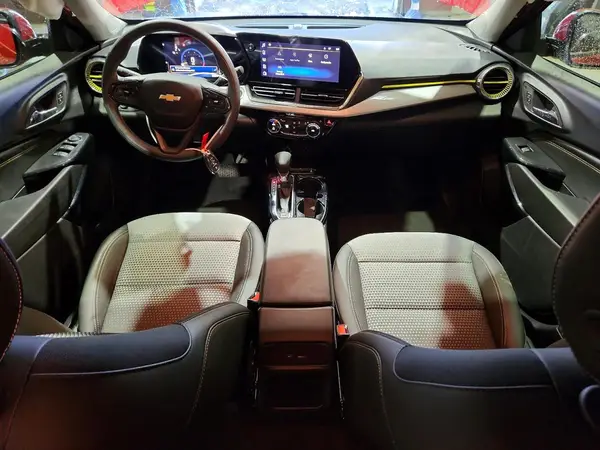 KL77LHEP6TC034101 2026 CHEVROLET TRAX - Image 8