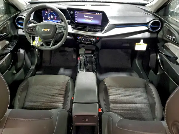 KL77LHEP6TC060164 2026 CHEVROLET TRAX - Image 8
