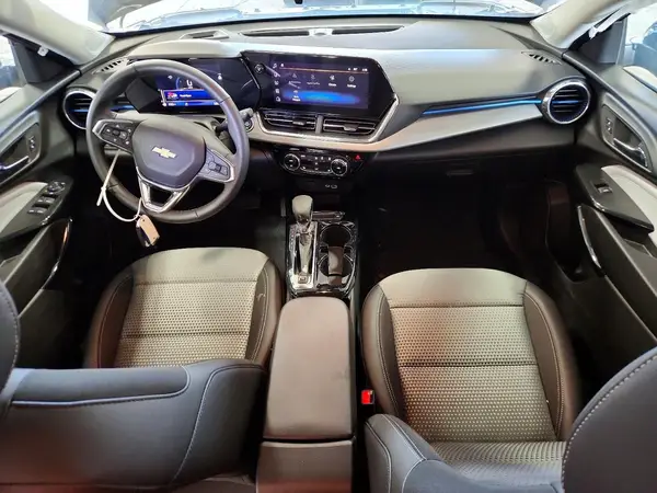 KL77LHEP6TC094086 2026 CHEVROLET TRAX - Image 8