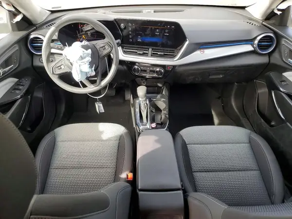 KL77LHEP6TC121268 2026 CHEVROLET TRAX - Image 8