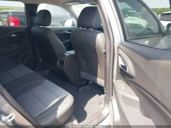 KL77LHEP7SC023736 2025 CHEVROLET TRAX - Image 8