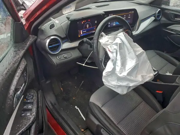 KL77LHEP7SC024370 2025 CHEVROLET TRAX - Image 8