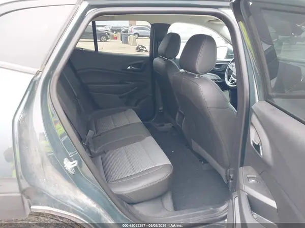 KL77LHEP7SC040360 2025 CHEVROLET TRAX - Image 8