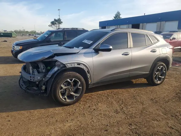 KL77LHEP7SC041461 2025 CHEVROLET TRAX - Image 1