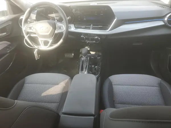 KL77LHEP7SC047096 2025 CHEVROLET TRAX - Image 8