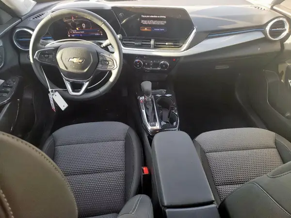 KL77LHEP7SC086173 2025 CHEVROLET TRAX - Image 8