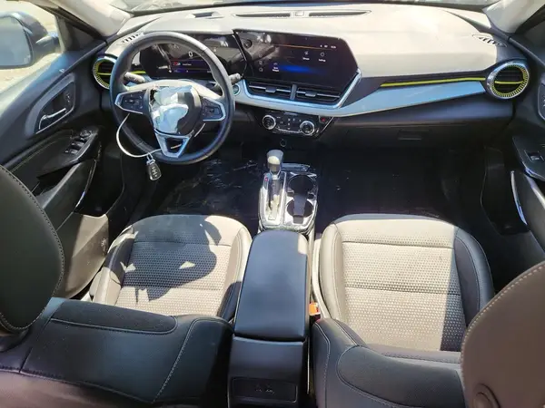 KL77LHEP7SC088151 2025 CHEVROLET TRAX - Image 8