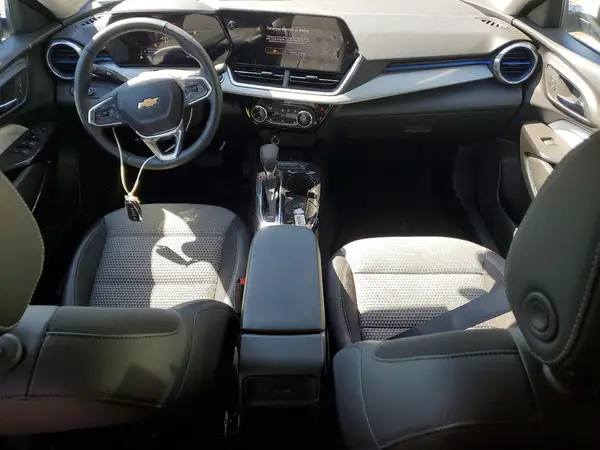KL77LHEP7SC096086 2025 CHEVROLET TRAX - Image 8