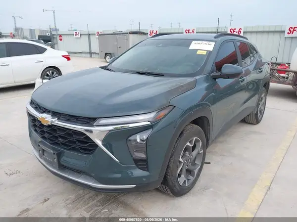 KL77LHEP7SC118300 2025 CHEVROLET TRAX - Image 2