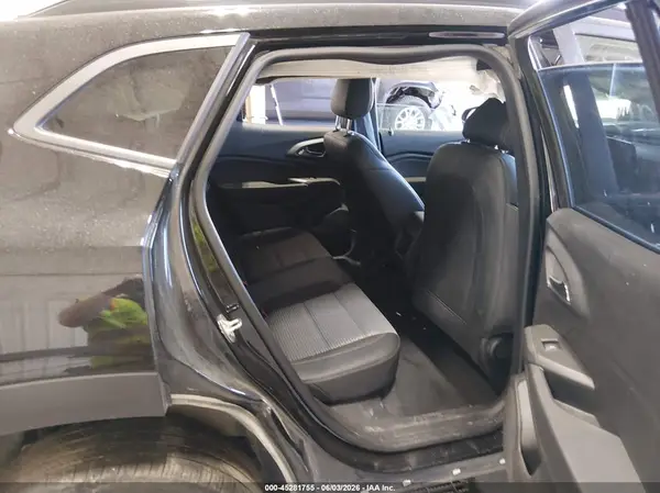 KL77LHEP7SC121018 2025 CHEVROLET TRAX - Image 8