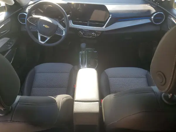 KL77LHEP7SC121763 2025 CHEVROLET TRAX - Image 8