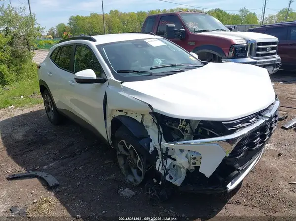 KL77LHEP7SC134223 2025 CHEVROLET TRAX - Image 1