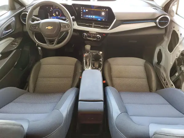 KL77LHEP7SC141754 2025 CHEVROLET TRAX - Image 8