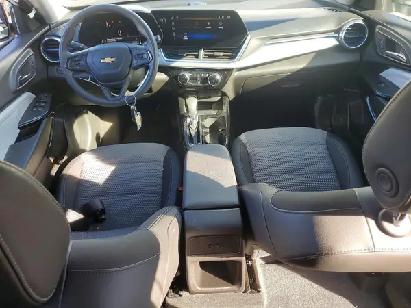 KL77LHEP7SC142533 2025 CHEVROLET TRAX - Image 8