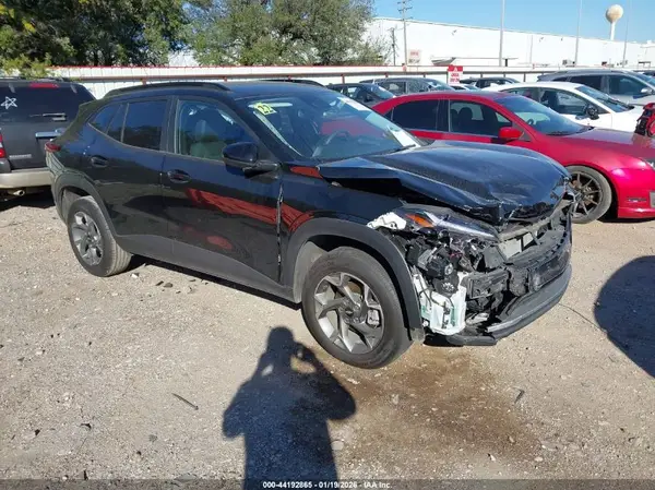 KL77LHEP7SC144167 2025 CHEVROLET TRAX - Image 1