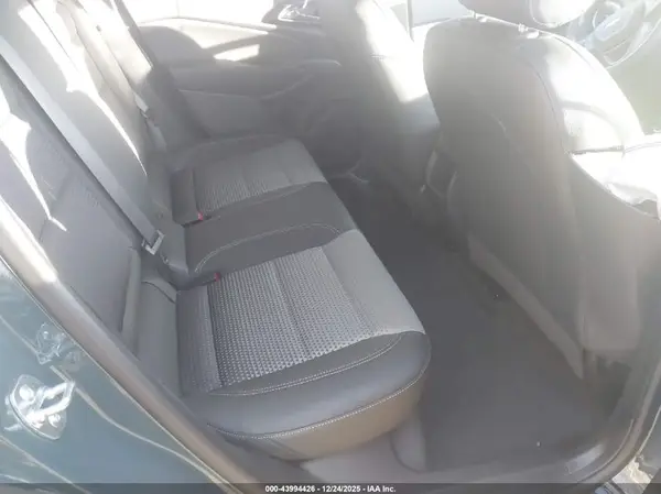 KL77LHEP7SC144444 2025 CHEVROLET TRAX - Image 8