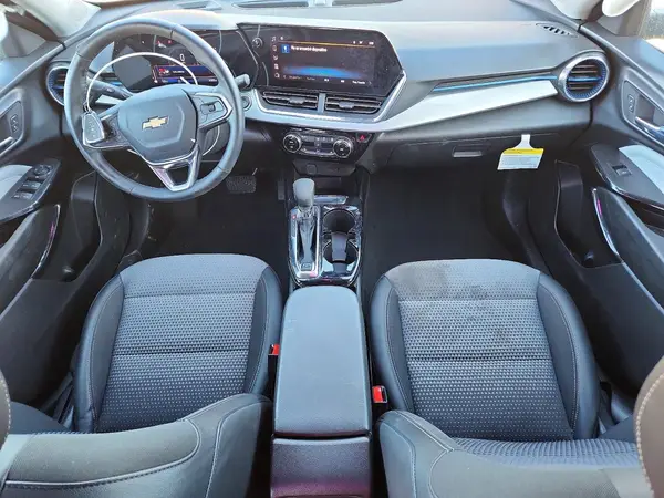 KL77LHEP7SC150681 2025 CHEVROLET TRAX - Image 8