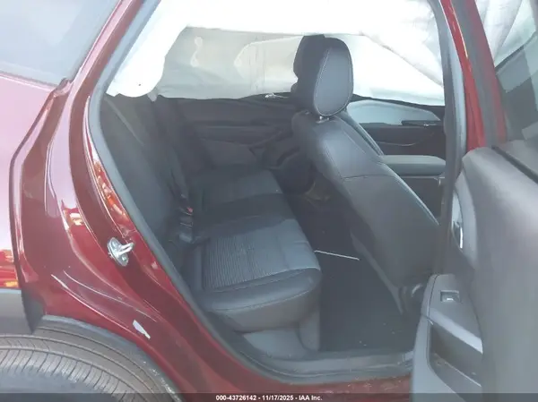 KL77LHEP7SC161941 2025 CHEVROLET TRAX - Image 8