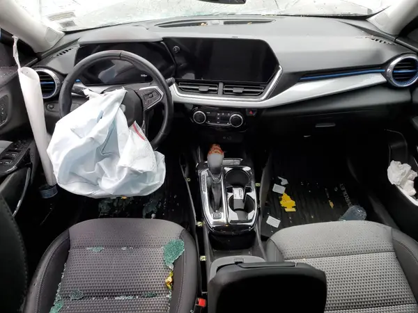 KL77LHEP7SC166055 2025 CHEVROLET TRAX - Image 8
