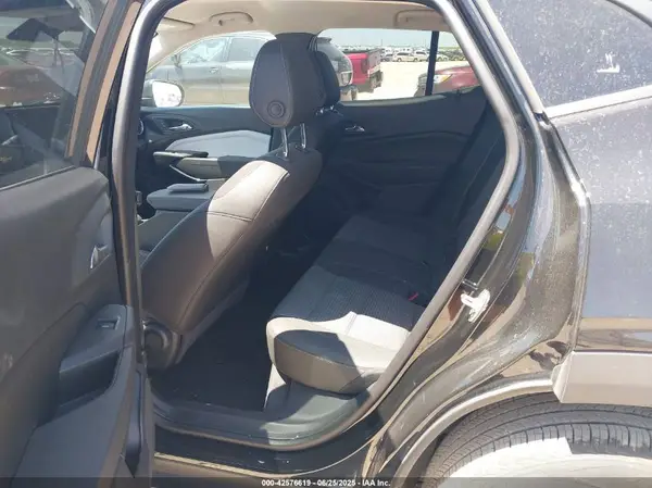 KL77LHEP7SC184152 2025 CHEVROLET TRAX - Image 8